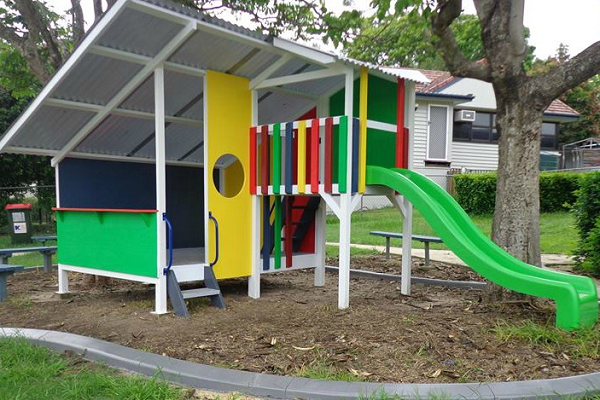 Childrens Cubby House