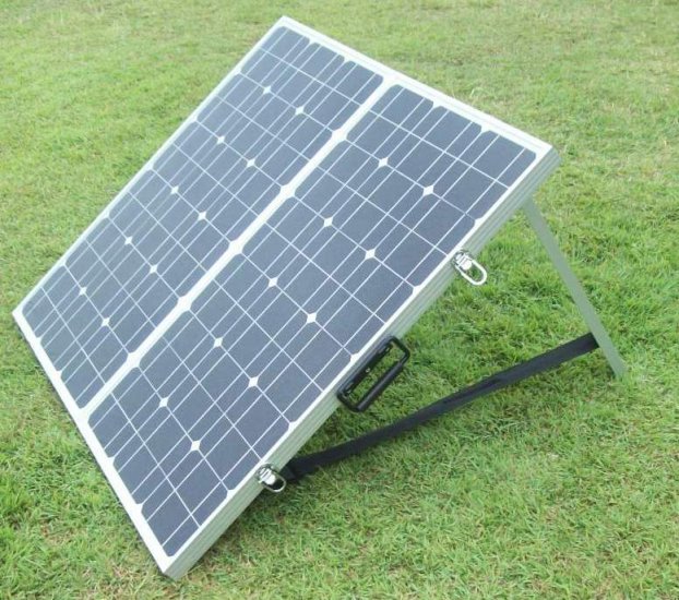 Folding-Solar-Panel