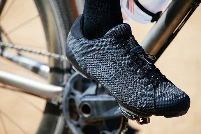 biking shoes