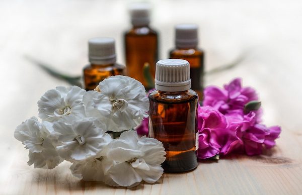 cover-essential-oils